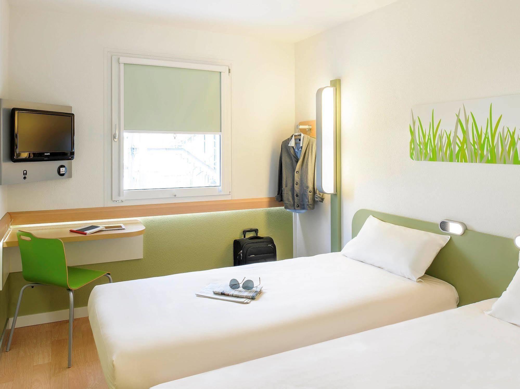 Ibis Budget - Dandenong Exterior photo